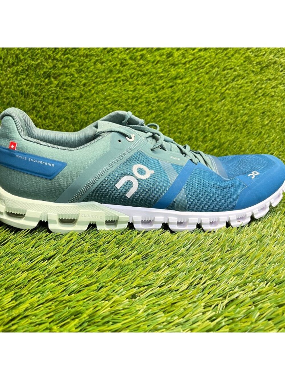 On Cloudflow Mens Size 12.5 Blue White Athletic Running Walking Shoes Sneakers